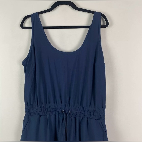 NWT! Abercrombie & Fitch Traveler Jumpsuit Navy Blue Size Large - Picture 3 of 10